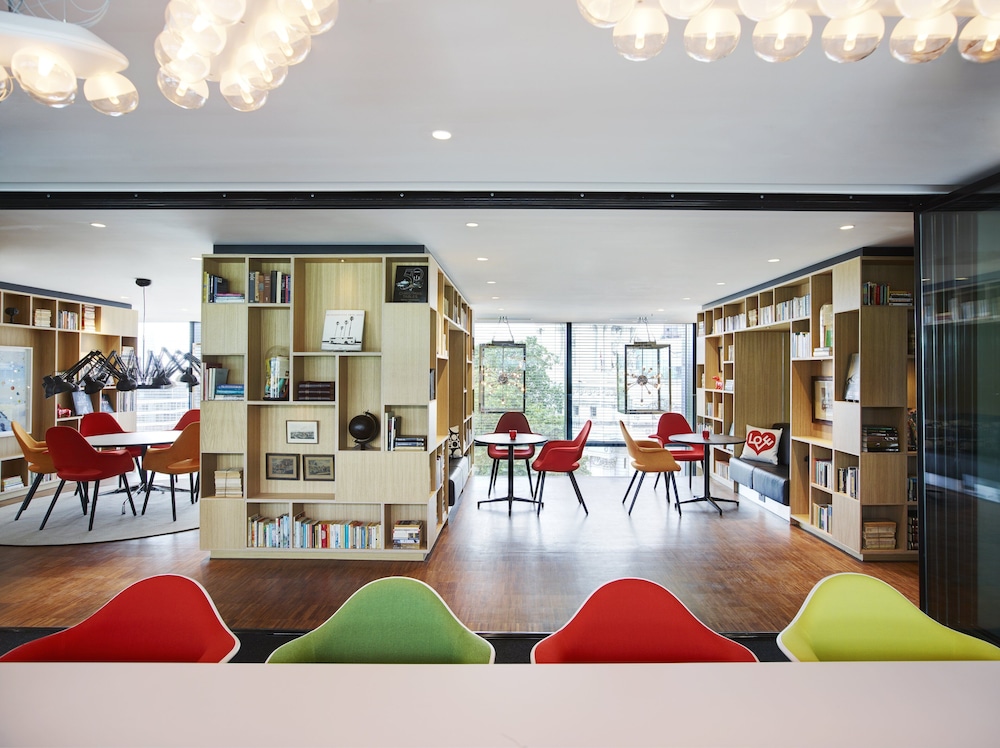 citizenM Tower of London 6