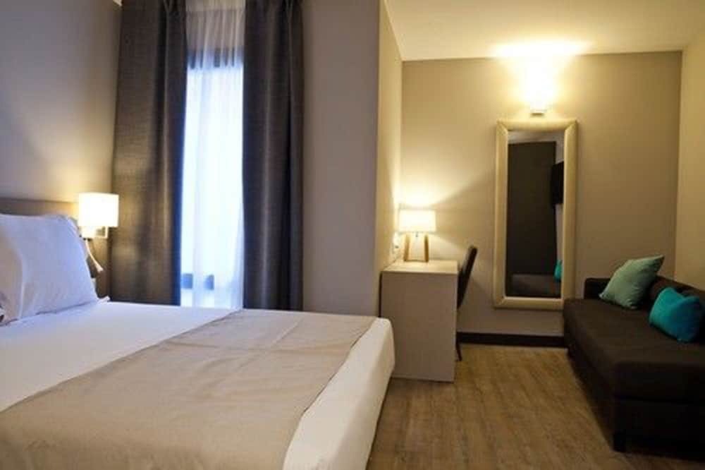 May Ramblas Hotel 4