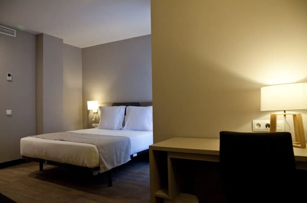 May Ramblas Hotel 18
