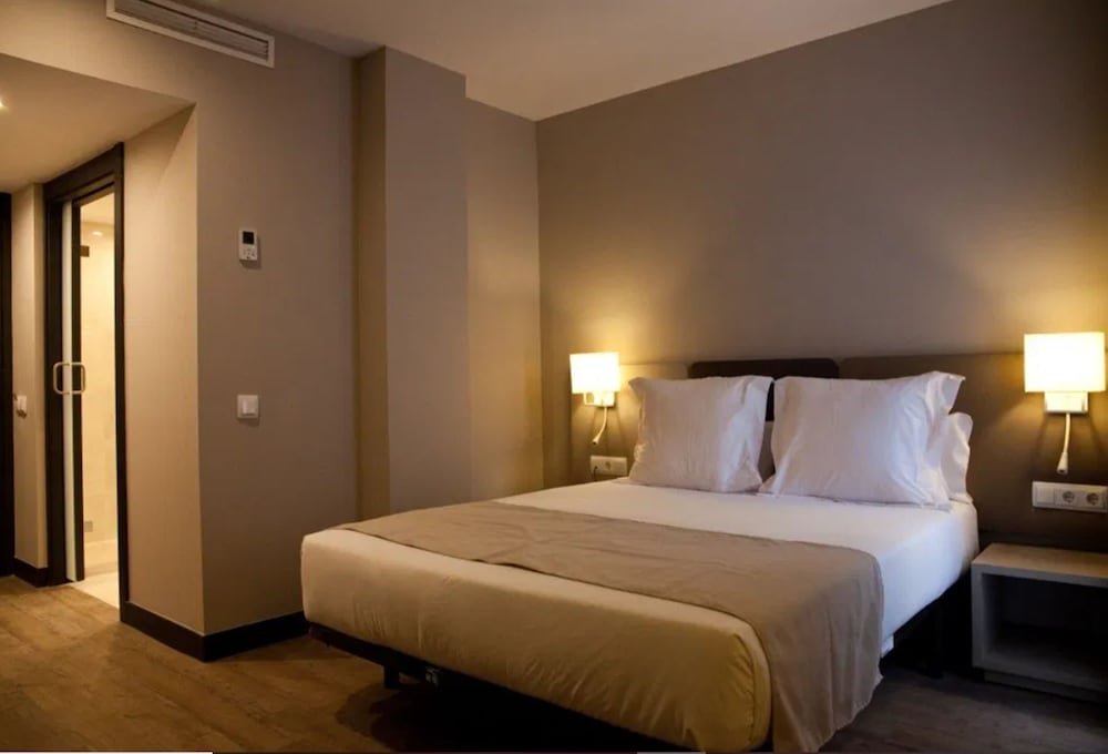 May Ramblas Hotel 15