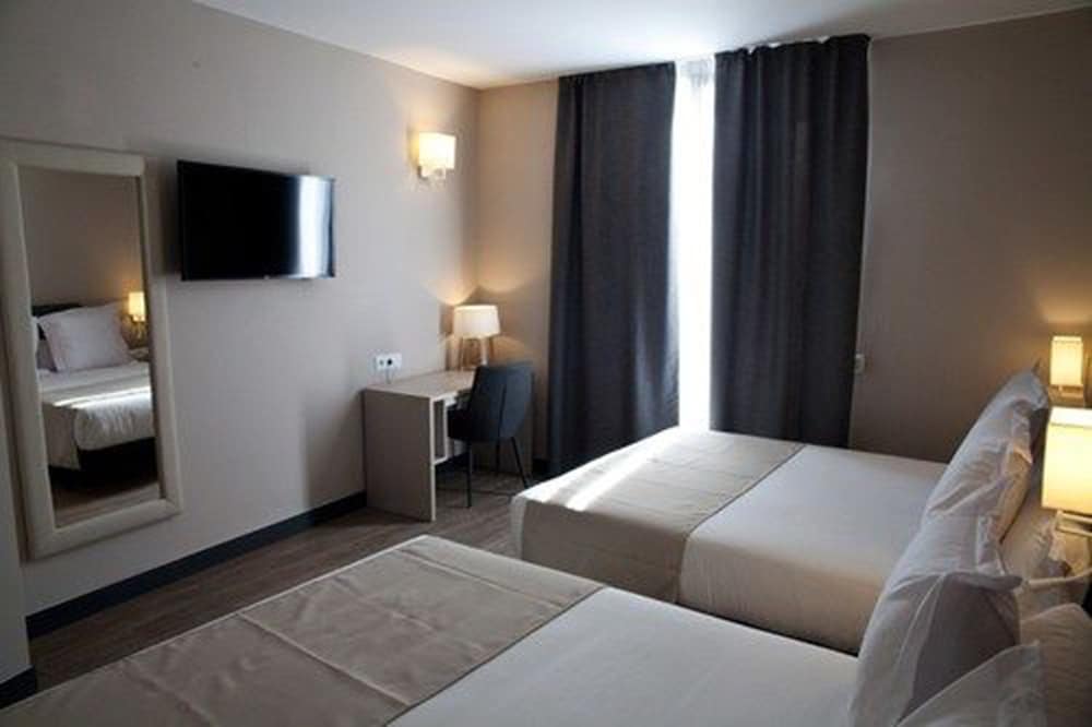 May Ramblas Hotel 7