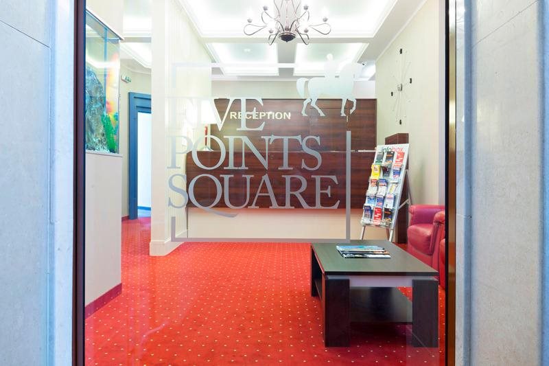 Five Points Square – City Center 22