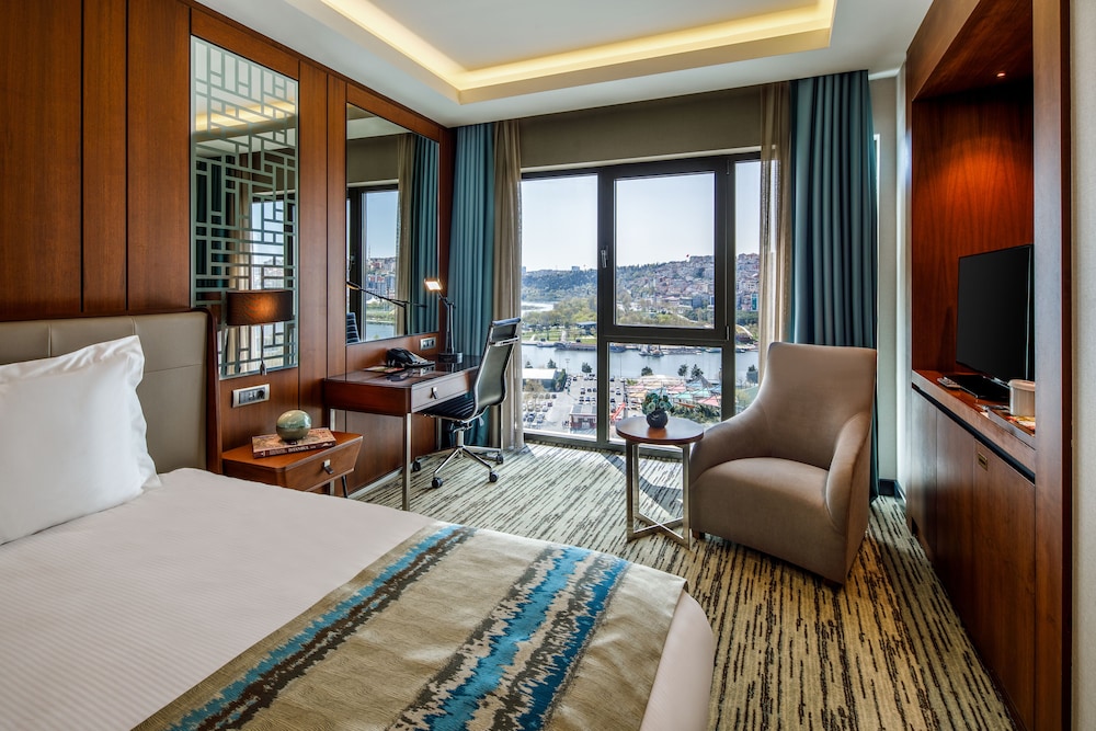 Arise Hotel Golden Horn 23