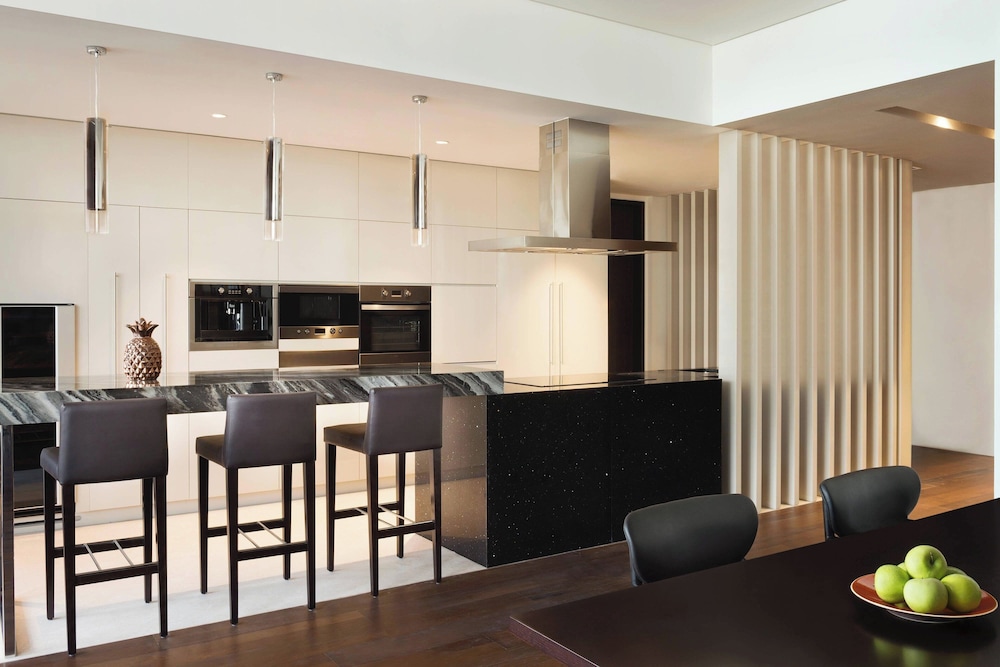 La Ville Hotel & Suites CITY WALK, Dubai, Autograph Collection 21