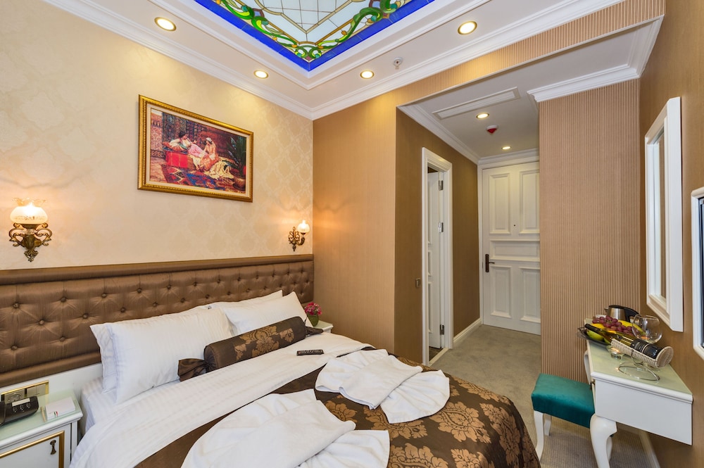 Alpek Hotel 19