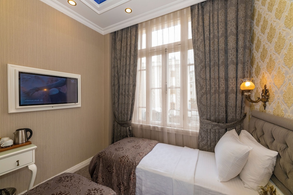 Alpek Hotel 9