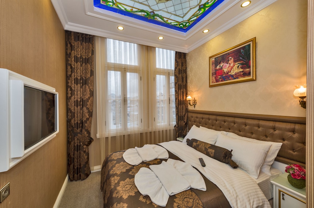 Alpek Hotel 18