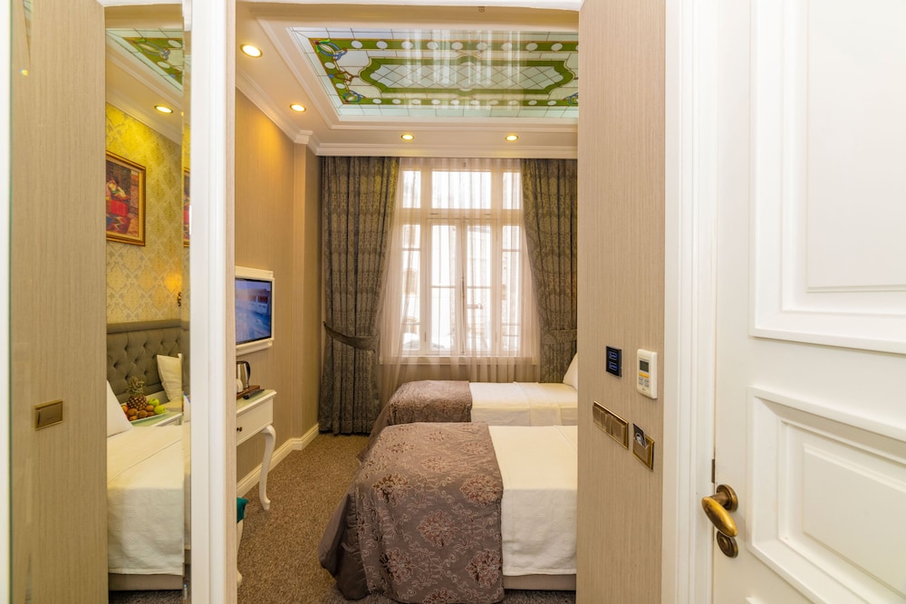 Alpek Hotel 14
