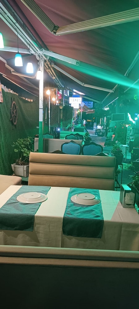 Armis Hostel 11