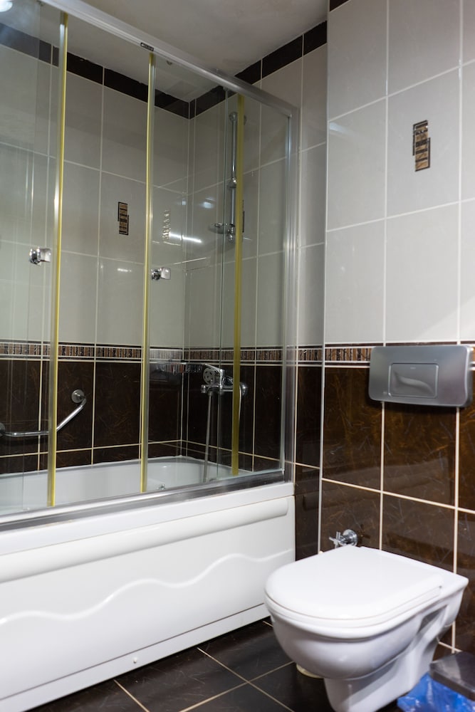 Atam Suites & Apart 24