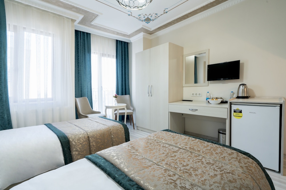Atam Suites & Apart 7