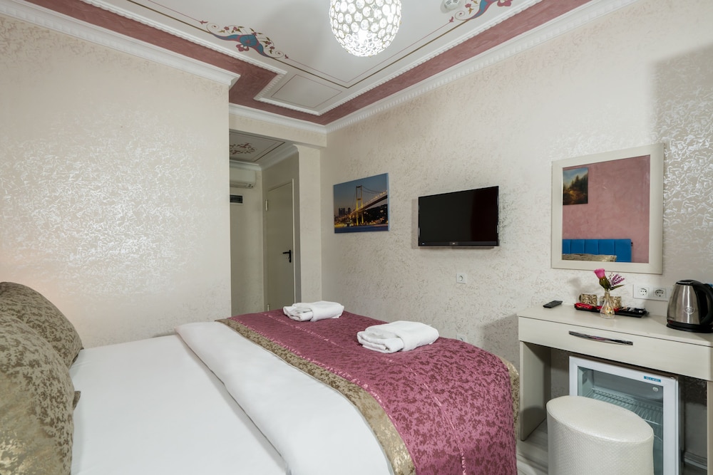 Atam Suites & Apart 12