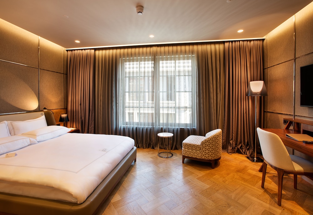Fer Hotel 18