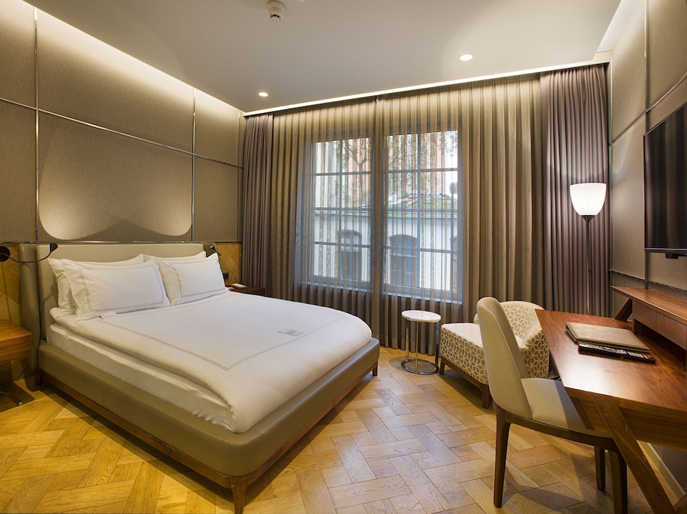 Fer Hotel 19