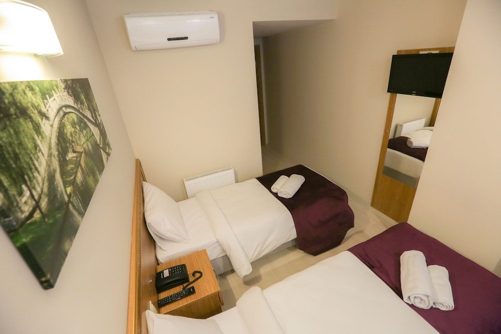 Grand Istanbul Airport Hotel 16