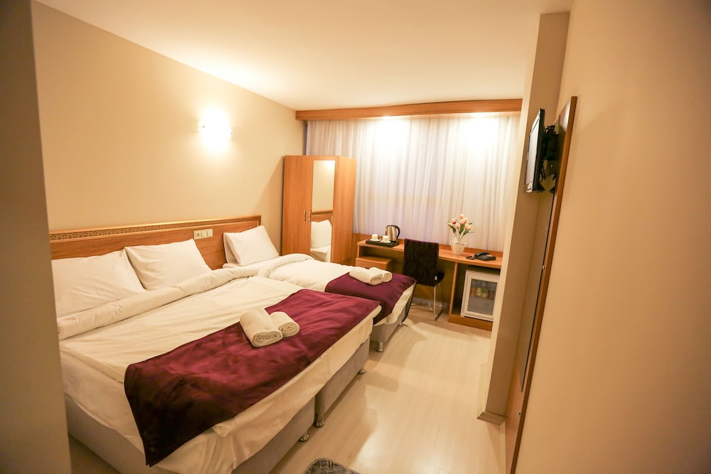 Grand Istanbul Airport Hotel 4