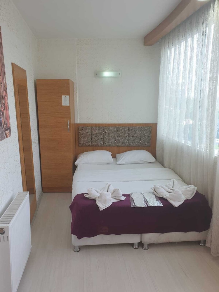 Grand Istanbul Airport Hotel 19