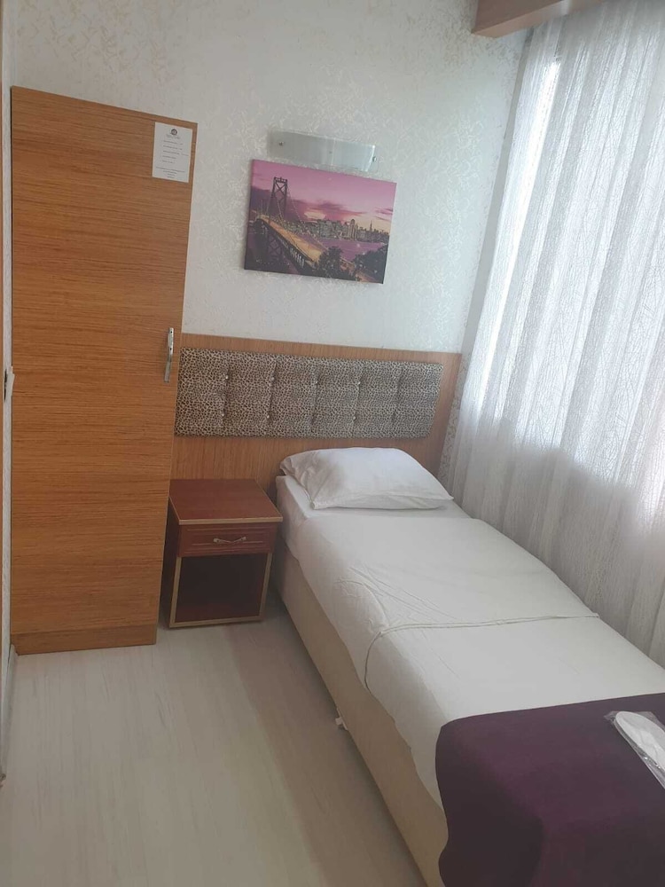 Grand Istanbul Airport Hotel 21