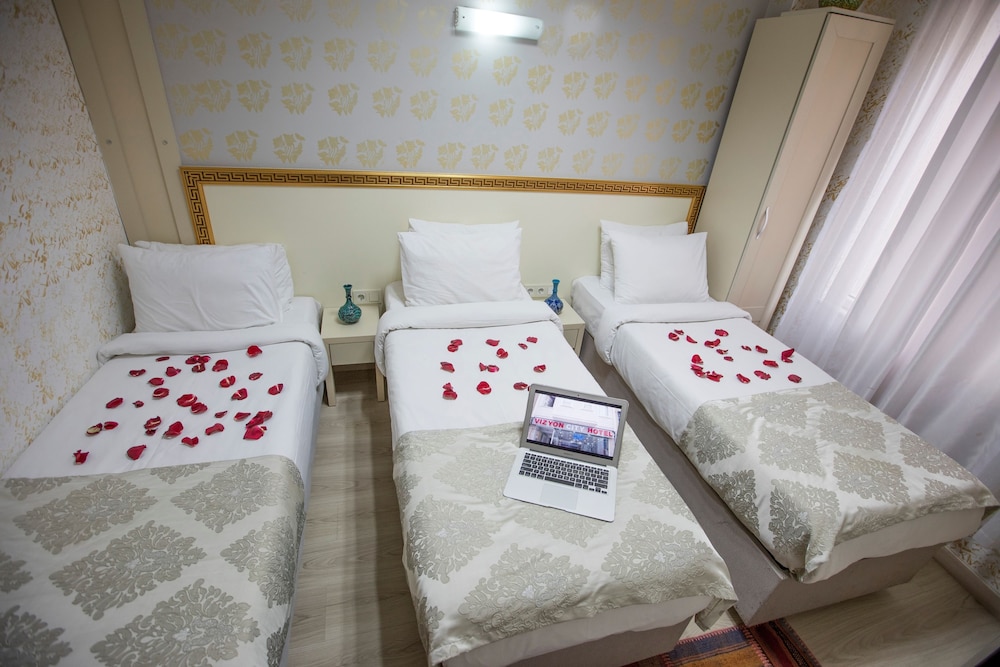 Grand Istanbul Airport Hotel 10
