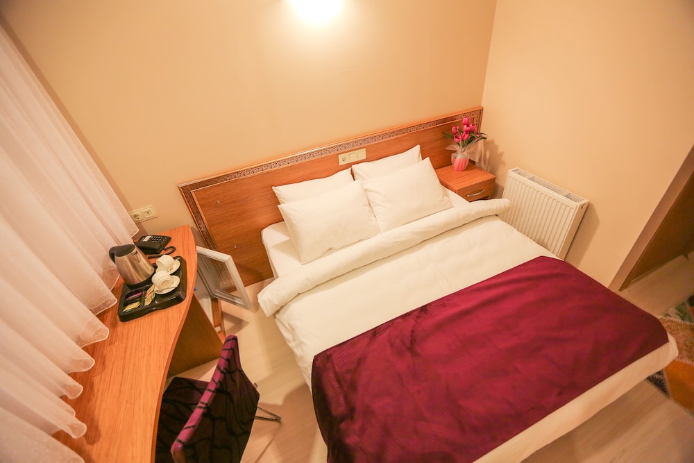 Grand Istanbul Airport Hotel 13