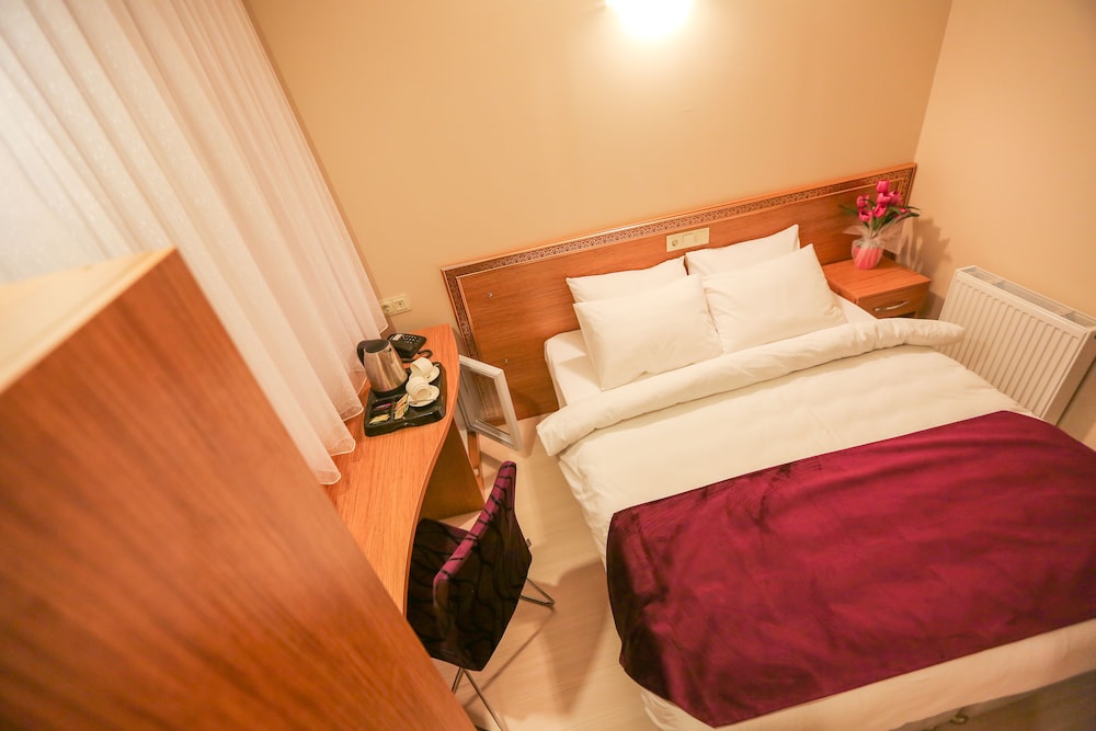 Grand Istanbul Airport Hotel 14