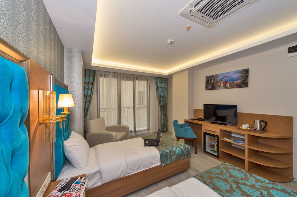 Grand Palace Hotel 17