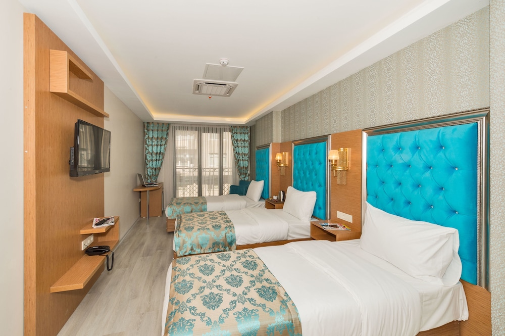 Grand Palace Hotel 21