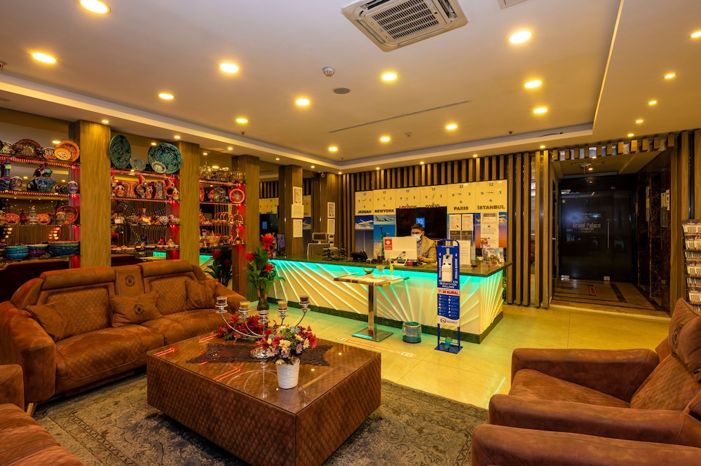Grand Palace Hotel 6