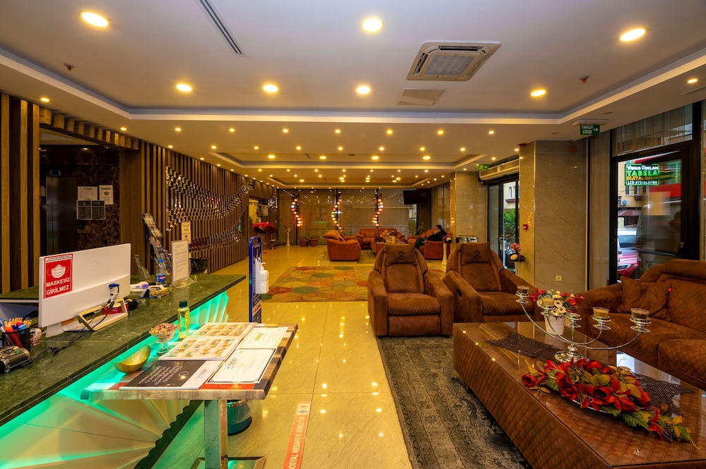 Grand Palace Hotel 9
