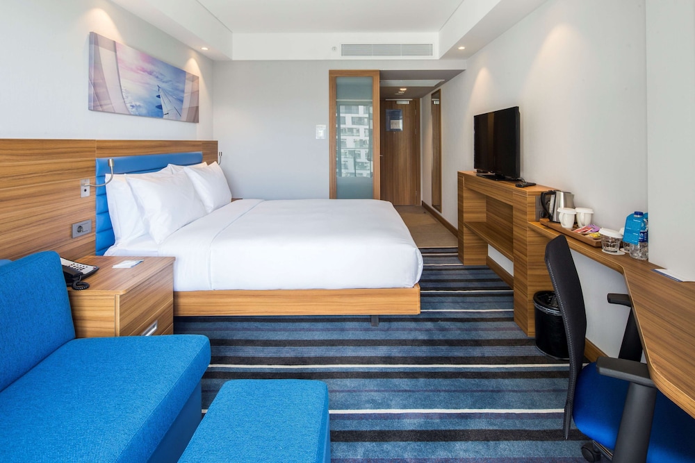 Hampton by Hilton Istanbul Kurtkoy 15