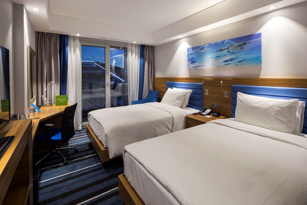 Hampton by Hilton Istanbul Kurtkoy 16