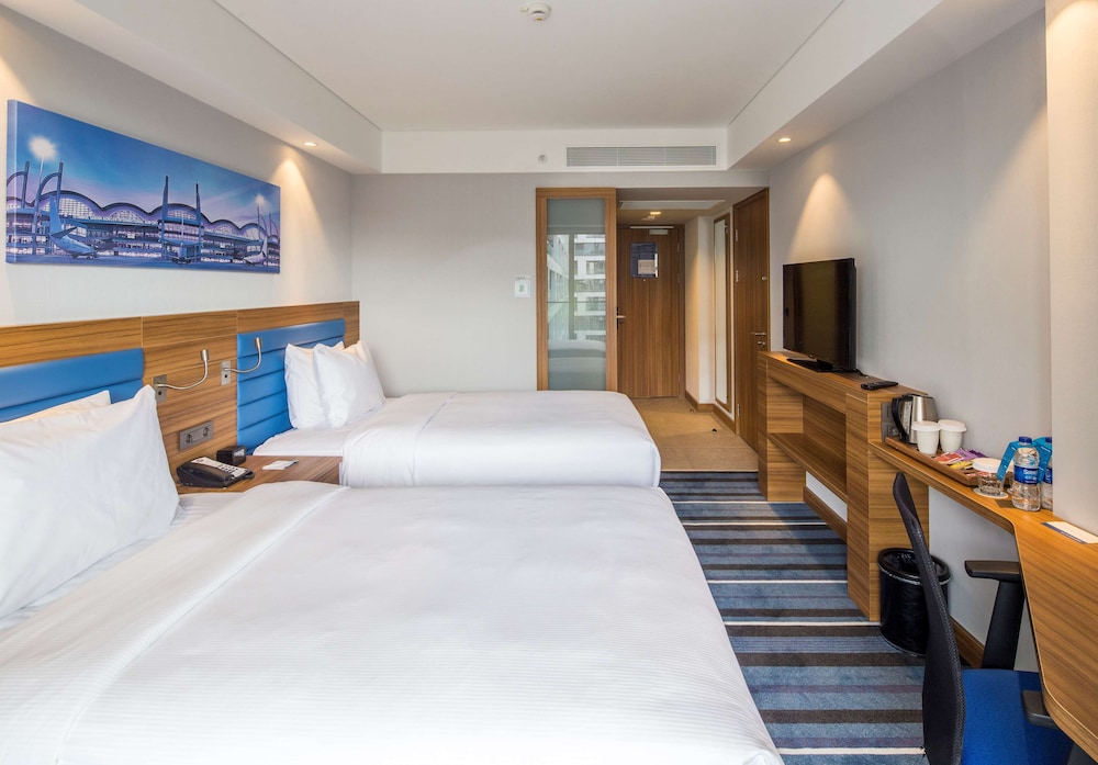 Hampton by Hilton Istanbul Kurtkoy 17
