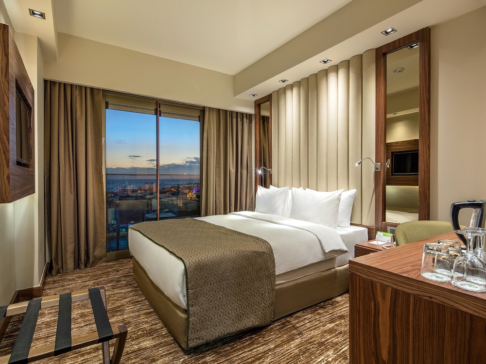Holiday Inn Antalya - Lara 9
