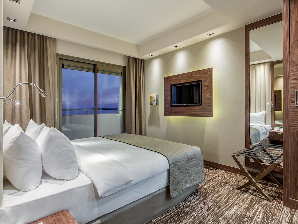 Holiday Inn Antalya - Lara 7
