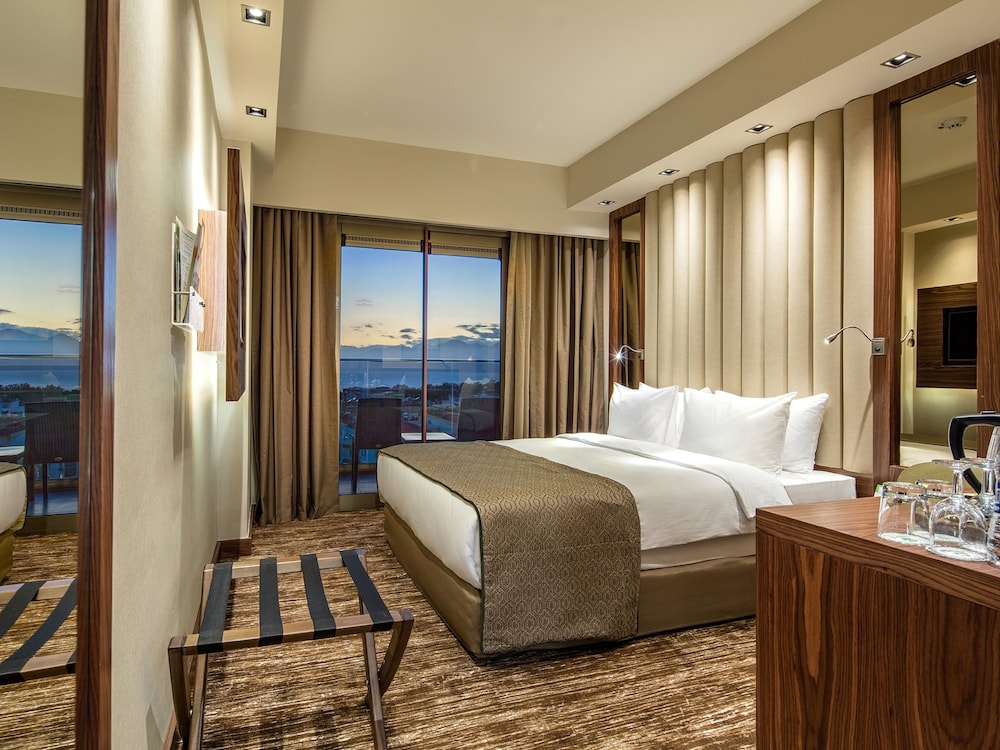 Holiday Inn Antalya - Lara 11