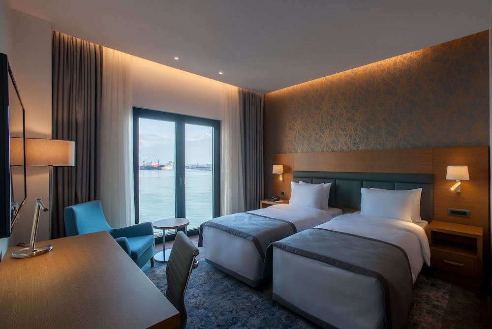 Holiday Inn Istanbul Tuzla Bay 10