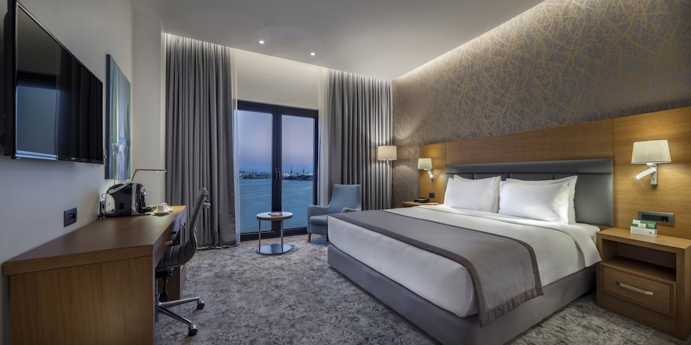 Holiday Inn Istanbul Tuzla Bay 11