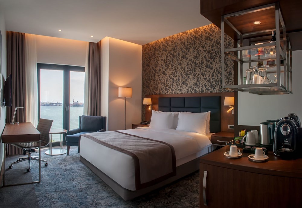 Holiday Inn Istanbul Tuzla Bay 14