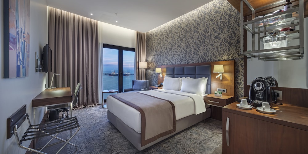 Holiday Inn Istanbul Tuzla Bay 17