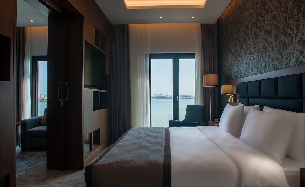 Holiday Inn Istanbul Tuzla Bay 8