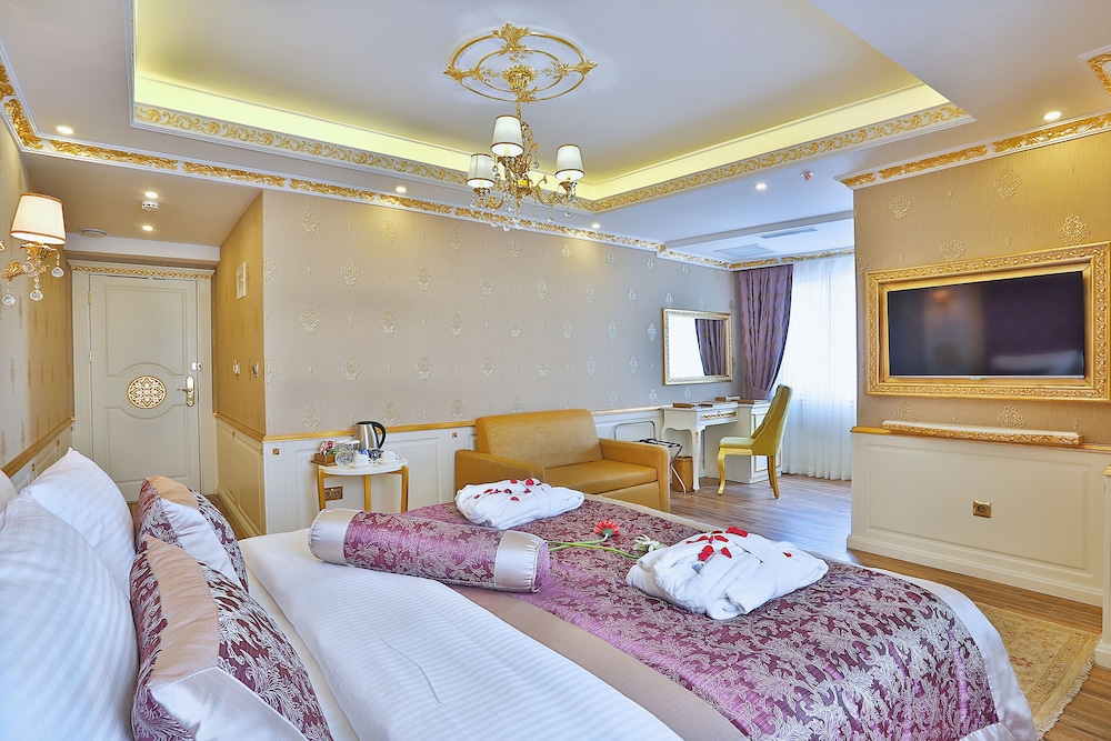 Hotel Emirhan Palace 12