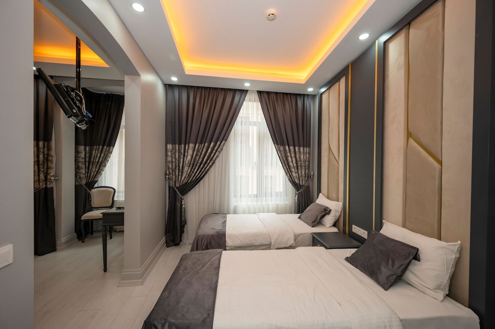 Hotel Next2 5
