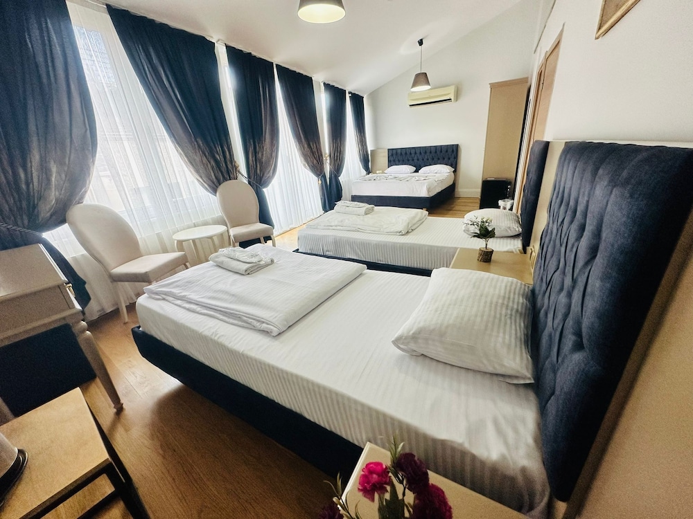 Hotel Next2 22