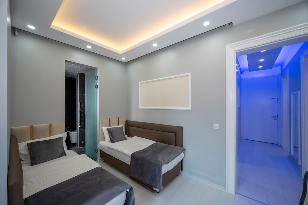 Hotel Next2 20
