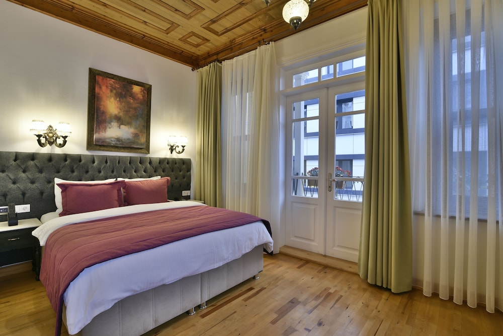 Istanbul Life Hotel 5