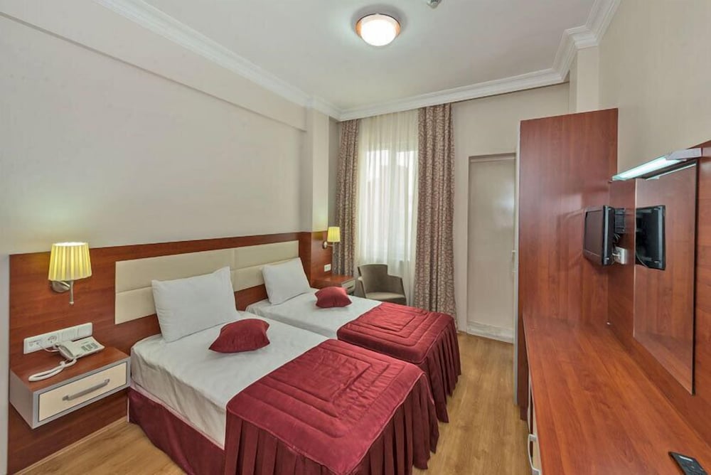 La Garden Hotel 20