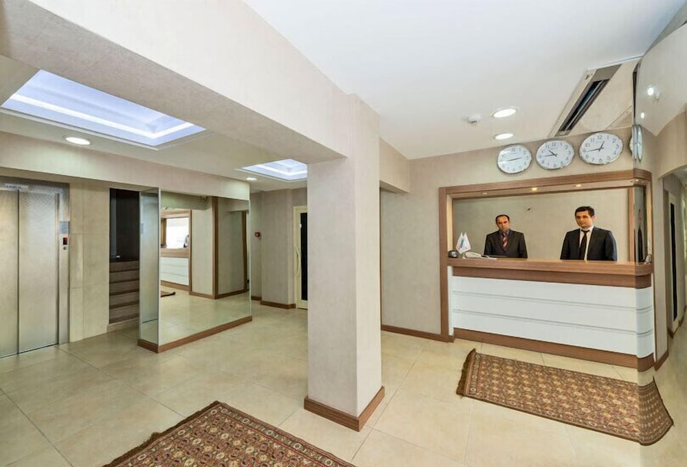 La Garden Hotel 4