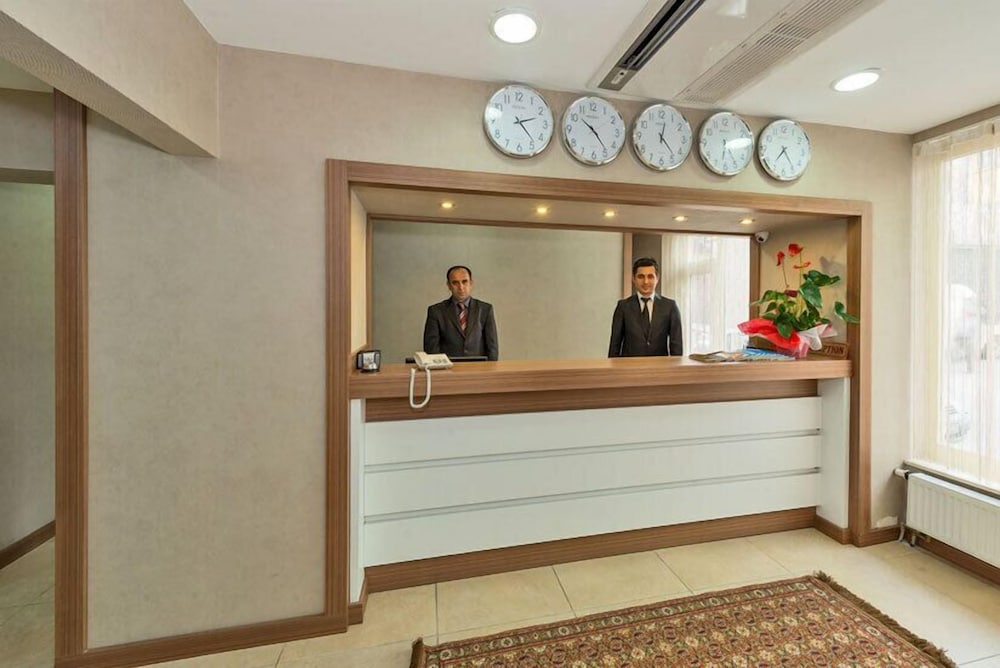 La Garden Hotel 5