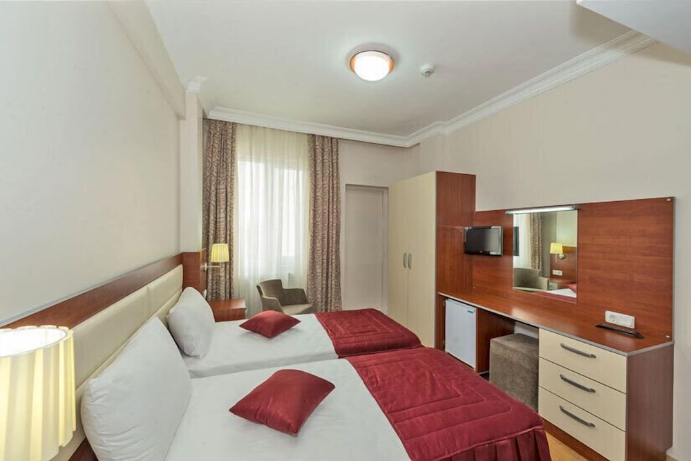 La Garden Hotel 14