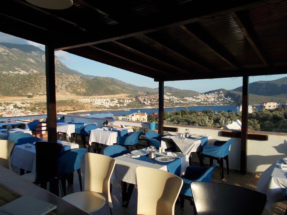 Lizo Hotel 19